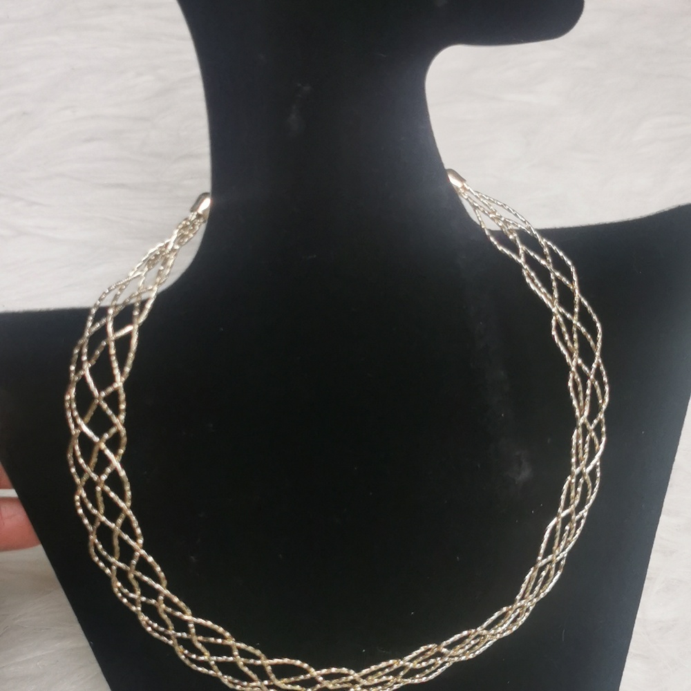 Women’s Choker